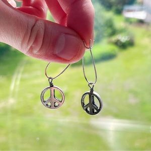 Dangle Peace Sign Earrings in Silver